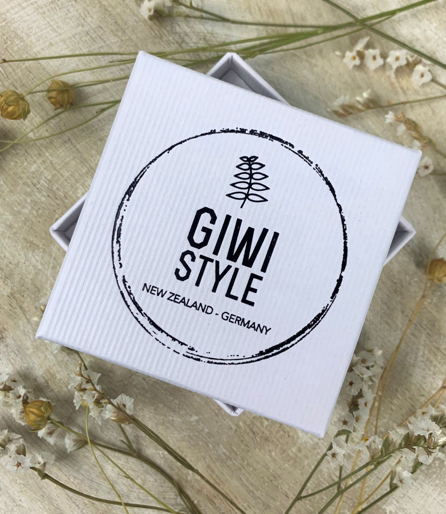Stud - Silver